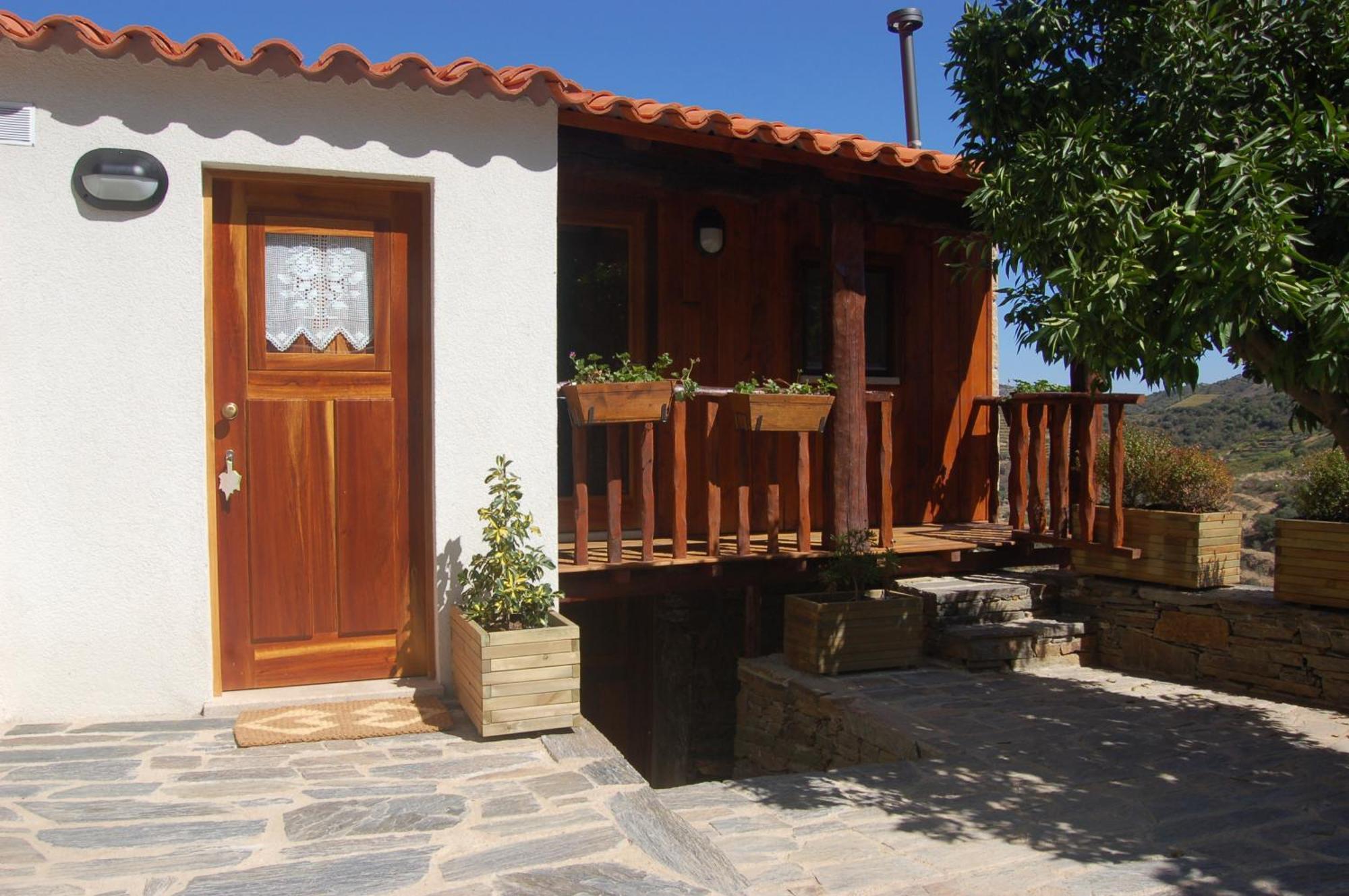 Гостевой дом Bairro Do Casal - Turismo D'Aldeia Вила-Нова-ди-Фош-Коа Экстерьер фото