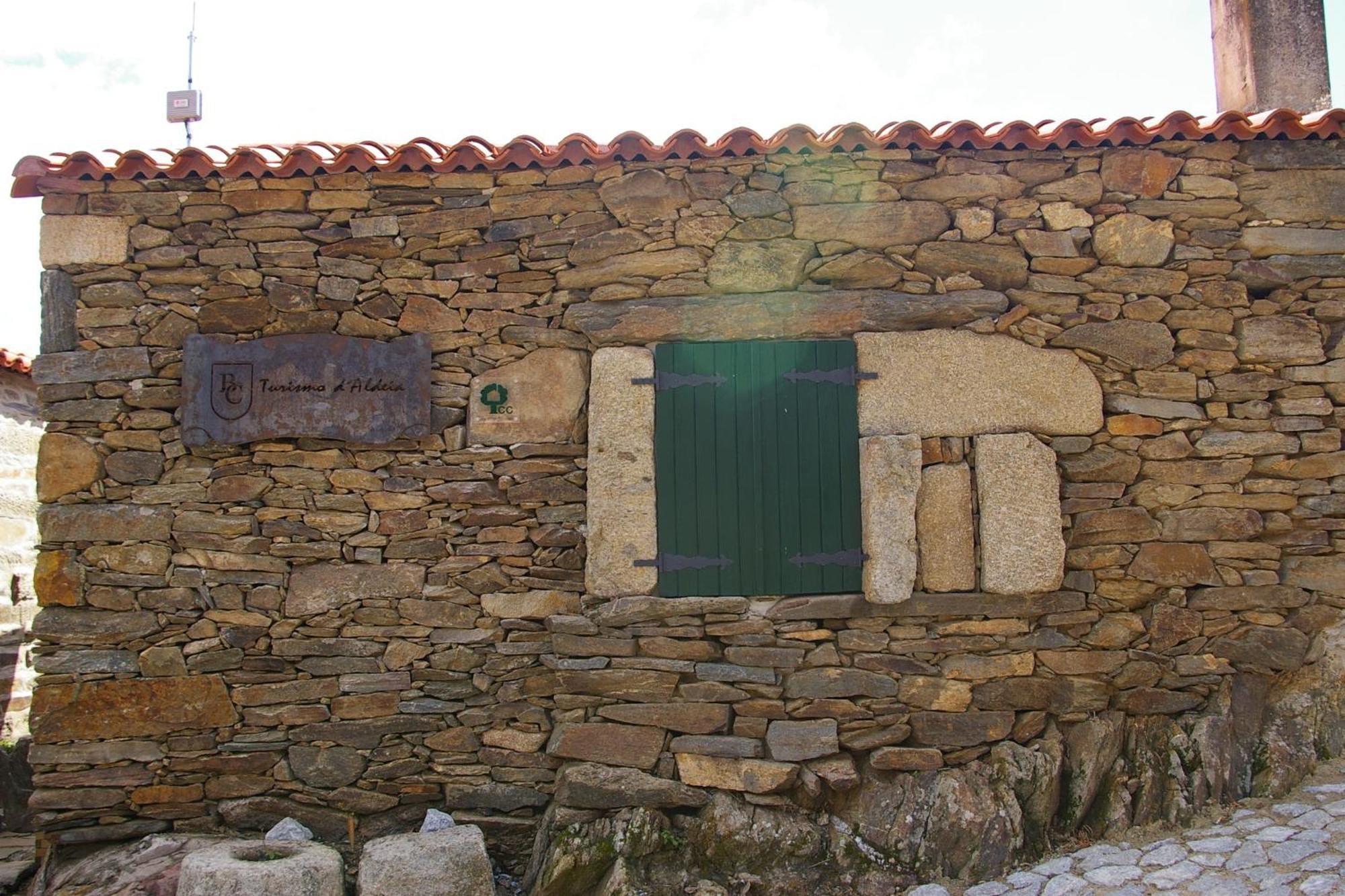 Гостевой дом Bairro Do Casal - Turismo D'Aldeia Вила-Нова-ди-Фош-Коа Номер фото